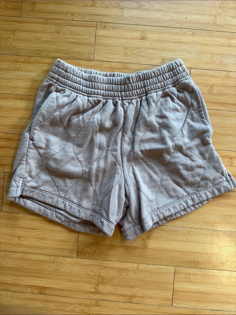 Women’s Quilted Lounge Shorts - Tan